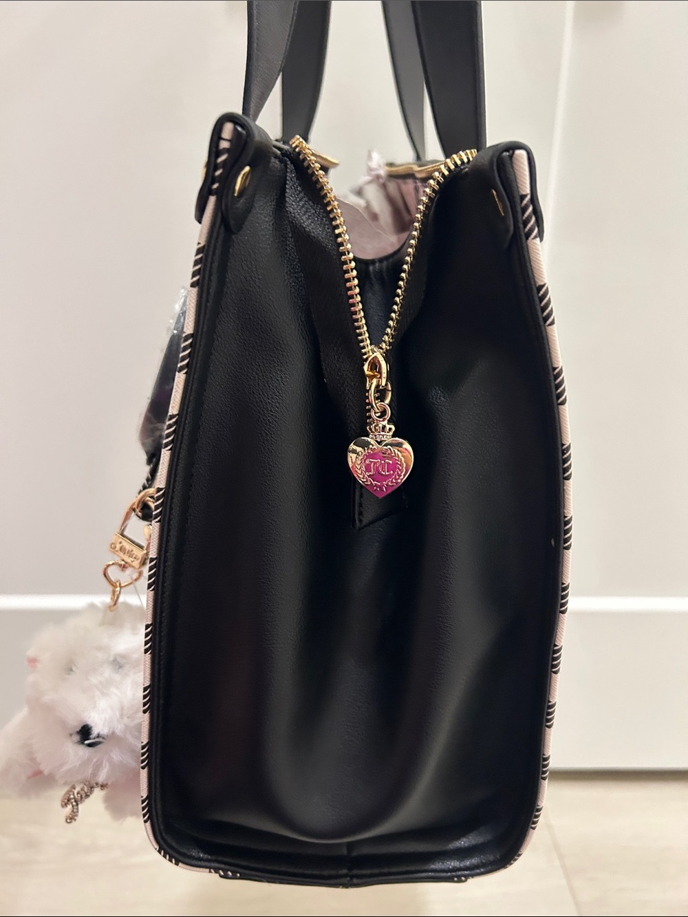 Juicy Couture (NWT) Study In Style With Scottie Tote Bag - Picture 6 of 14